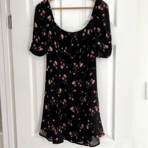 ✨NWT✨REFORMATION✨Elli dress